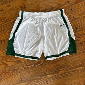 Nike AV2251-111 Women's White and Green Basketball Practice Shorts Size XL